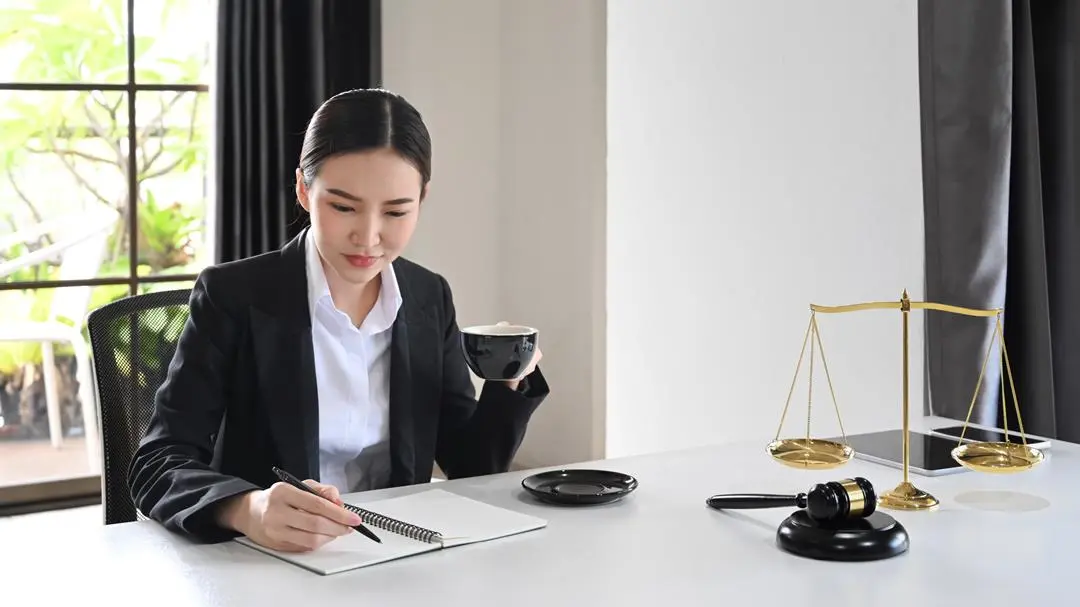 imagem-de-advogado-especializdo-em-direito-publico