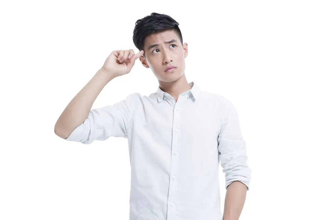 jovem-pensando-o-que -sao-as-pequenas-causas