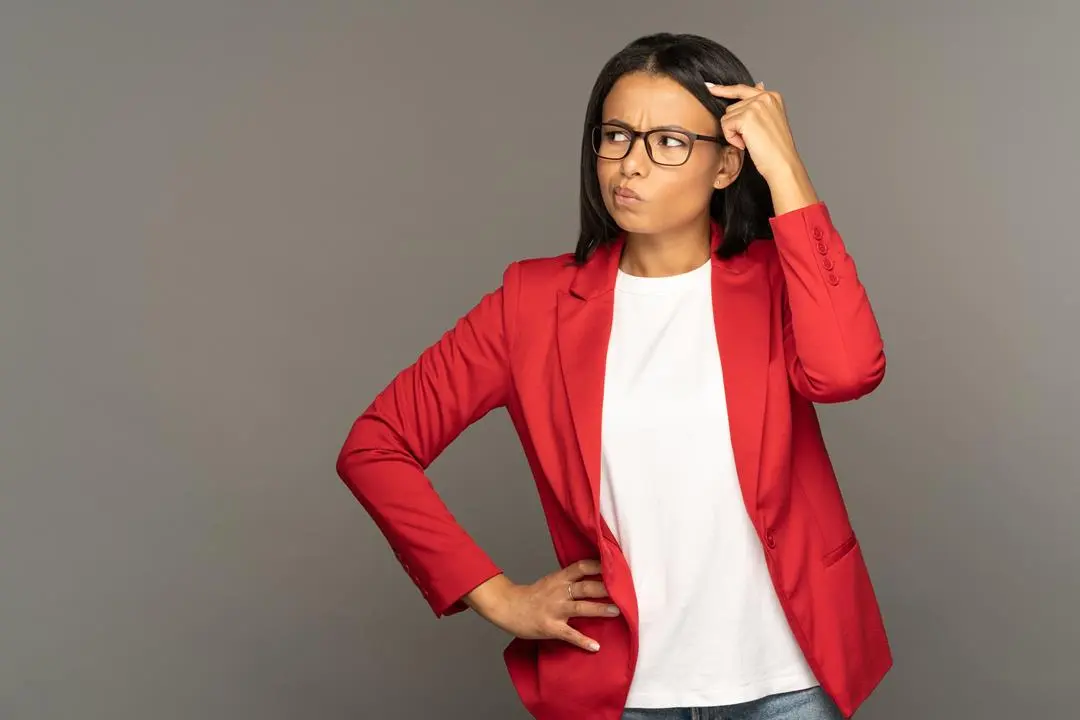 mulher-pensando-o-que-e-litigancia-de-ma-fe